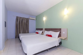 Seeds Hotel