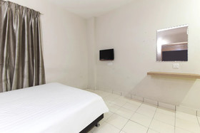 Seeds Hotel