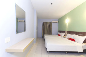 Seeds Hotel