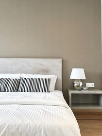 Sky View Platinum Suit