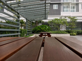South Bank Mid Valley
