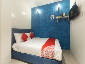 Summer House Bed & Cafe By OYO Rooms