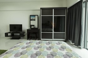 Summer Suites Bernice