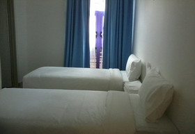 YY48 Hotel