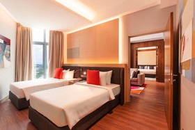 M World Hotel