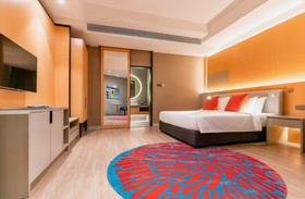 M World Hotel