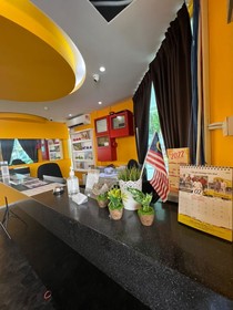 Bright Hotel