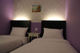 Bright Hotel