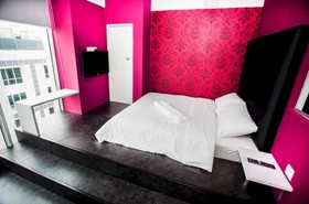 Bright Hotel