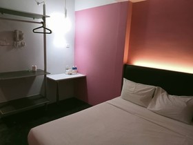 Bright Hotel