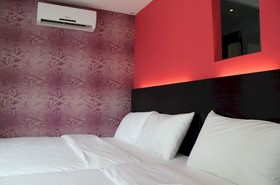 Bright Hotel