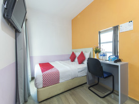 City Boutique Kuchai Lama by OYO Rooms
