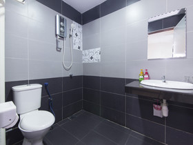 City Boutique Kuchai Lama by OYO Rooms