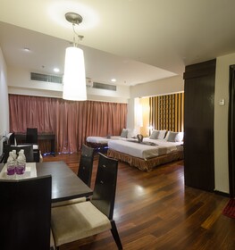 GM Hotel Grand Moments