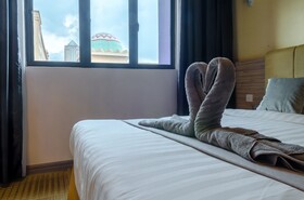GM Hotel Grand Moments