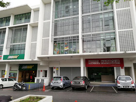 Harbour Hotel