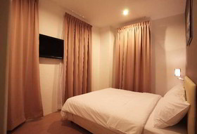 I Hotel Kota Damansara