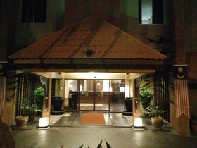 Shah's Village Hotel