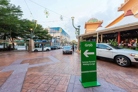 Sunway Pyramid Home Stay Link to Shopping Mall Theme Park