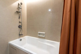 Sunway Pyramid Home Stay Link to Shopping Mall Theme Park