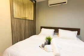 Three Top Hotel