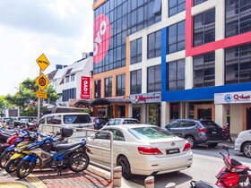 YP Boutique Hotel by OYO Rooms