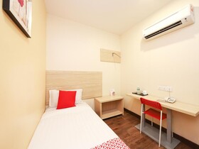 YP Boutique Hotel by OYO Rooms