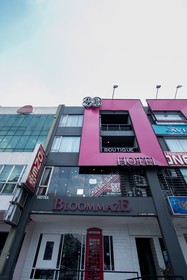 Bloommaze Boutique Hotel