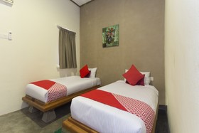 Ivory Hotel & Resort By OYO Rooms
