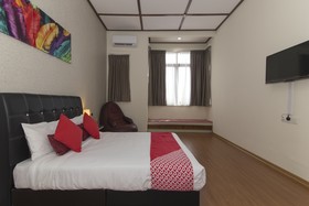 Ivory Hotel & Resort By OYO Rooms