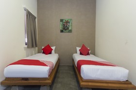 Ivory Hotel & Resort By OYO Rooms