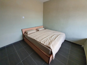Sweet Home Hotel by OYO Rooms