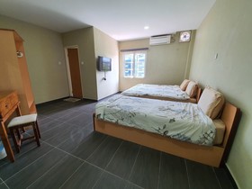 Sweet Home Hotel by OYO Rooms