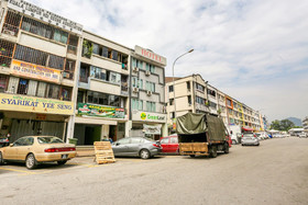 Green Leaf Boutique Hotel by OYO Rooms