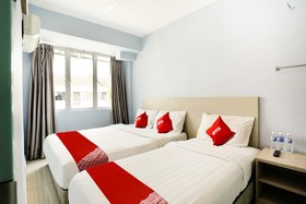 Green Leaf Boutique Hotel by OYO Rooms