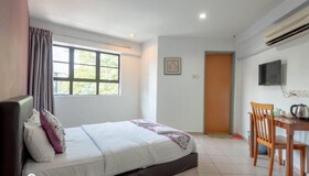 GS Golden Star Hotel