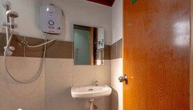 GS Golden Star Hotel