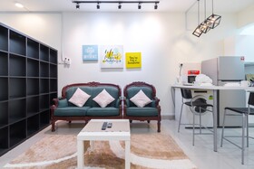 Omputeh Suite At Galleria