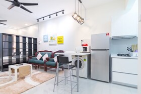 Omputeh Suite At Galleria