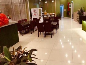 Le Garden Hotel