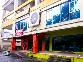Me Hostel D16 by OYO Rooms