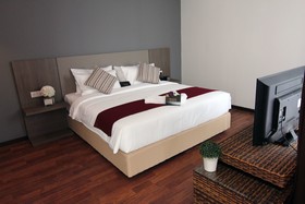 Nexus Regency Suites & Hotel