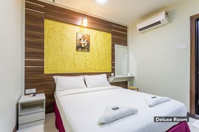 Golden Night Hotel