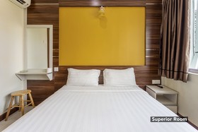 Golden Night Hotel