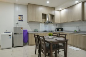 Subang Homestay @ Damen