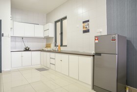 Subang Homestay @ Damen