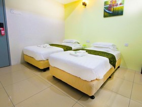 Green Hotel