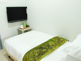 Green Hotel