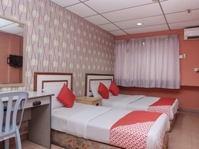 Hotel Tiara by OYO Rooms
