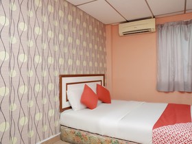 Hotel Tiara by OYO Rooms